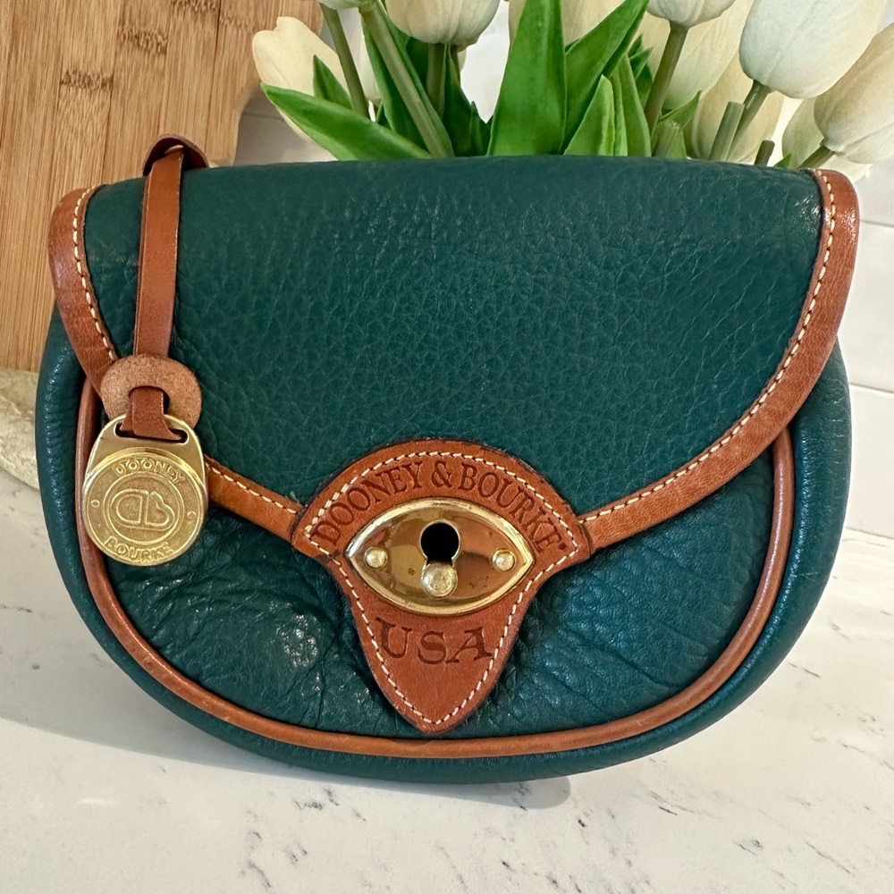 Dooney & Bourke Belt Mini Crossbody Bag/ Wallet/ Pouch. 1990s Cavalry Collection